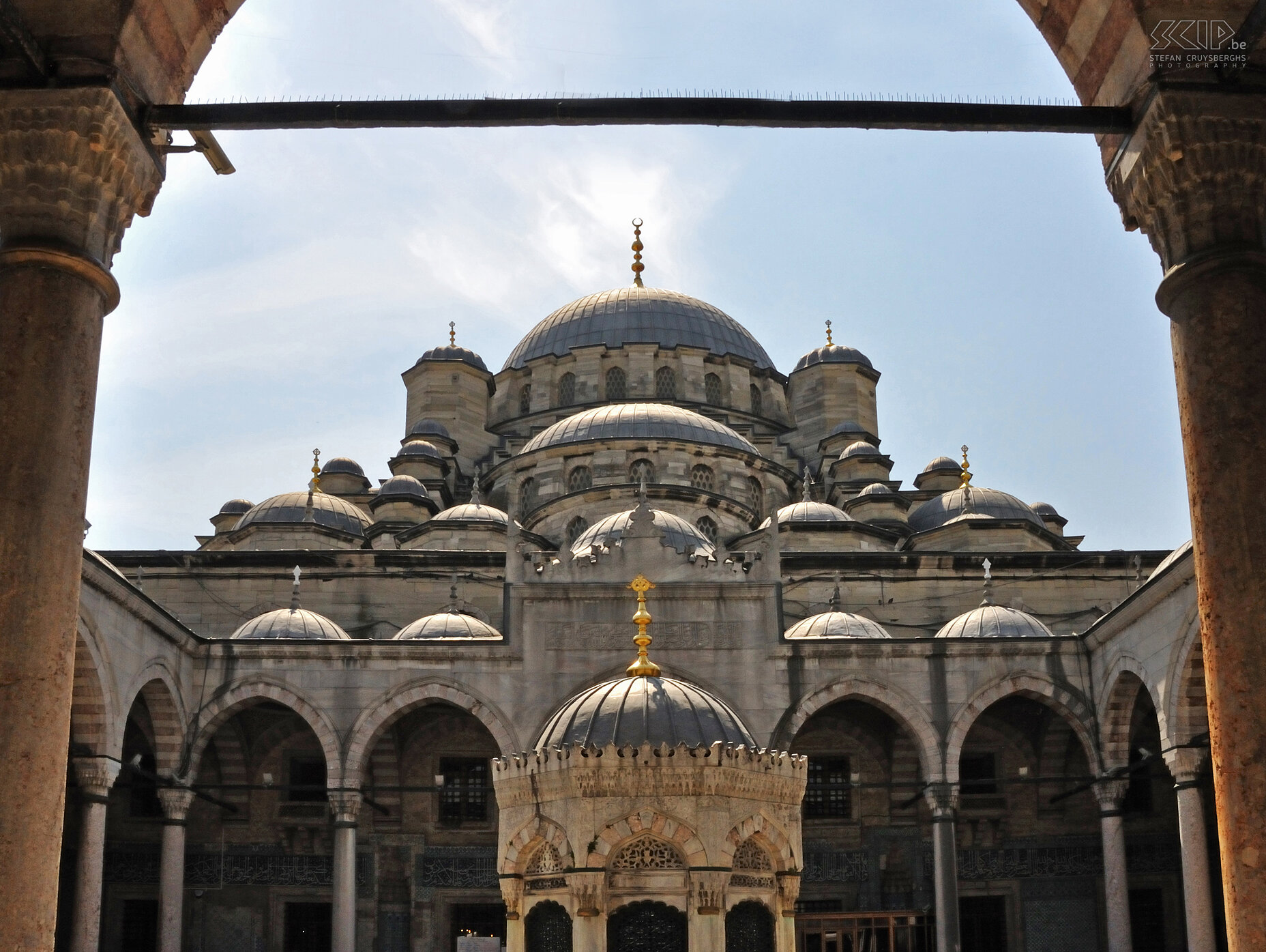 Istanbul - New mosque  Stefan Cruysberghs